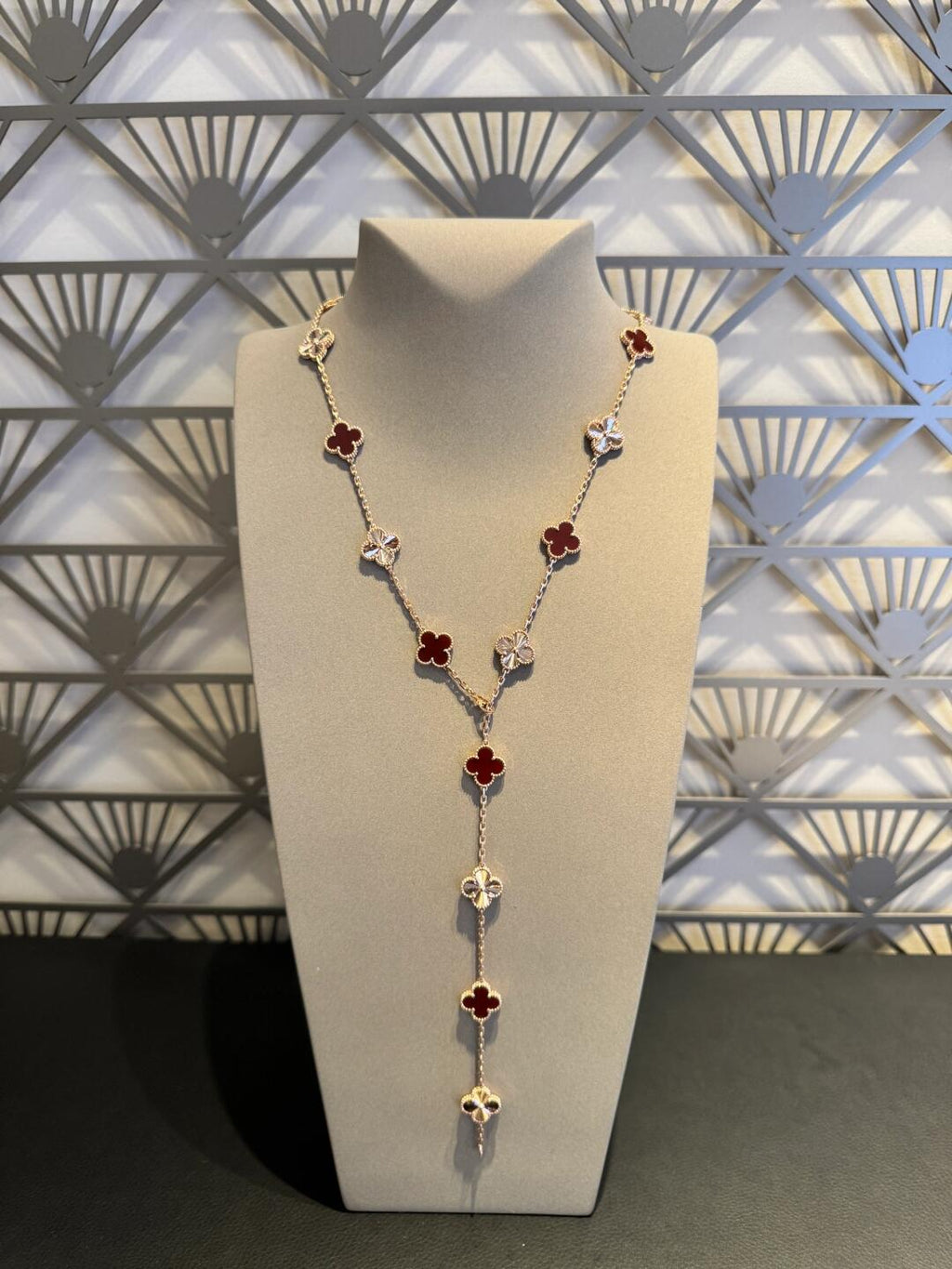 [Elowen jewels ]CLOVER 20 MOTIVE LASER KARNELIAN HALSKETTE