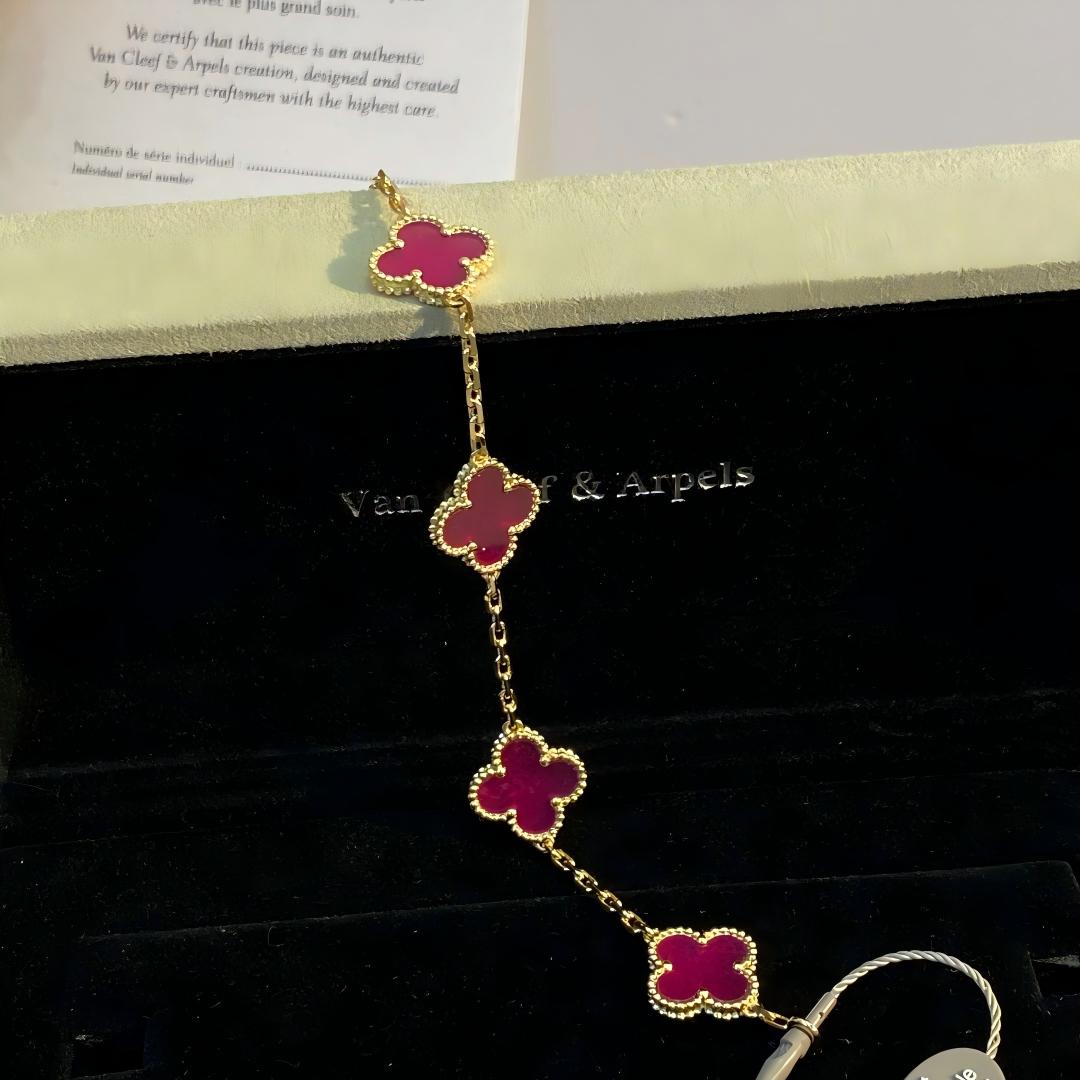 [Elowen]NEW CLOVER 5 MOTIFS PINK ENAMEL BRACELET