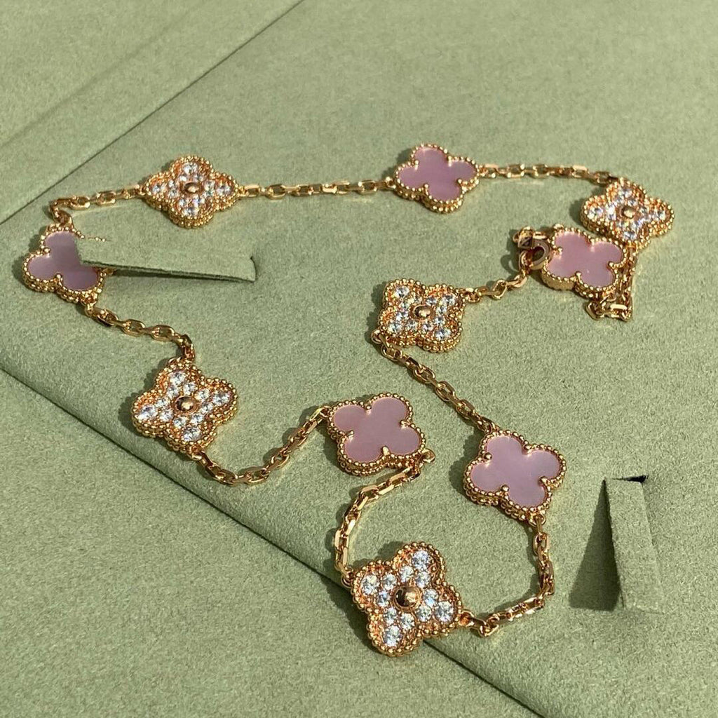 [Elowen jewels ]CLOVER 10-MOTIV-DIAMANT-HALSKETTE MIT ROSA PERLMUTT
