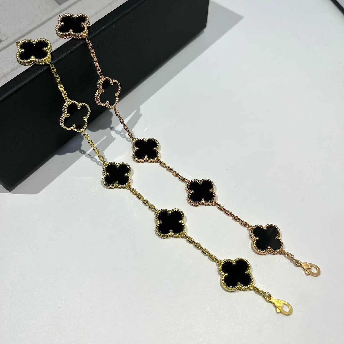 [Elowen jewels ] CLOVER 5 MOTIF ONYXS BRACELET COLLECTION