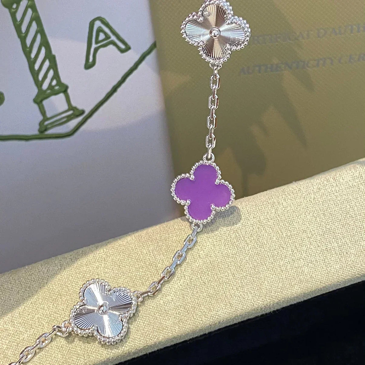[Elowen jewels ] CLOVER 5 MOTIF VIOLET BRACELET COLLECTION