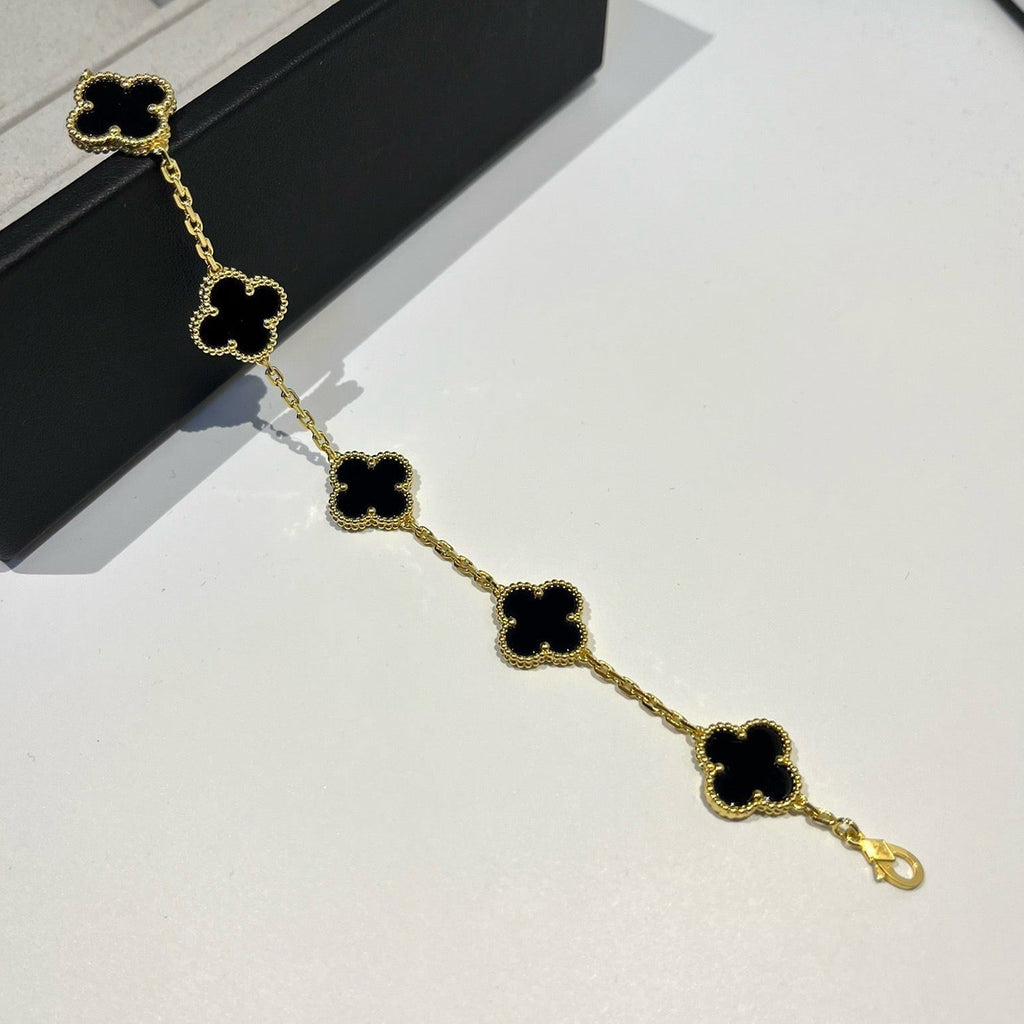 [Elowen jewels ] CLOVER 5 MOTIF ONYXS BRACELET COLLECTION