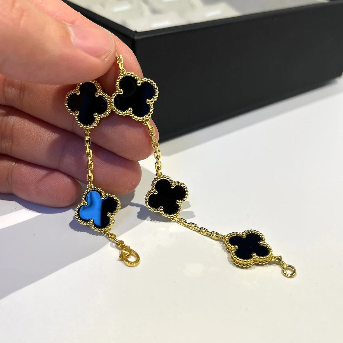 [Elowen jewels ] CLOVER 5 MOTIF ONYXS BRACELET COLLECTION