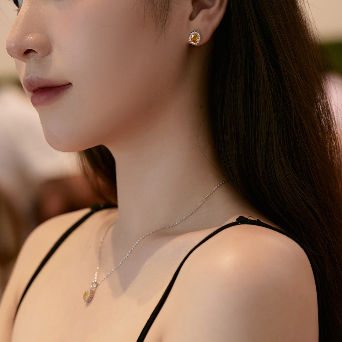 [Elowen Jewels ]Delicate Radiant Oval Cut Daily Earrings