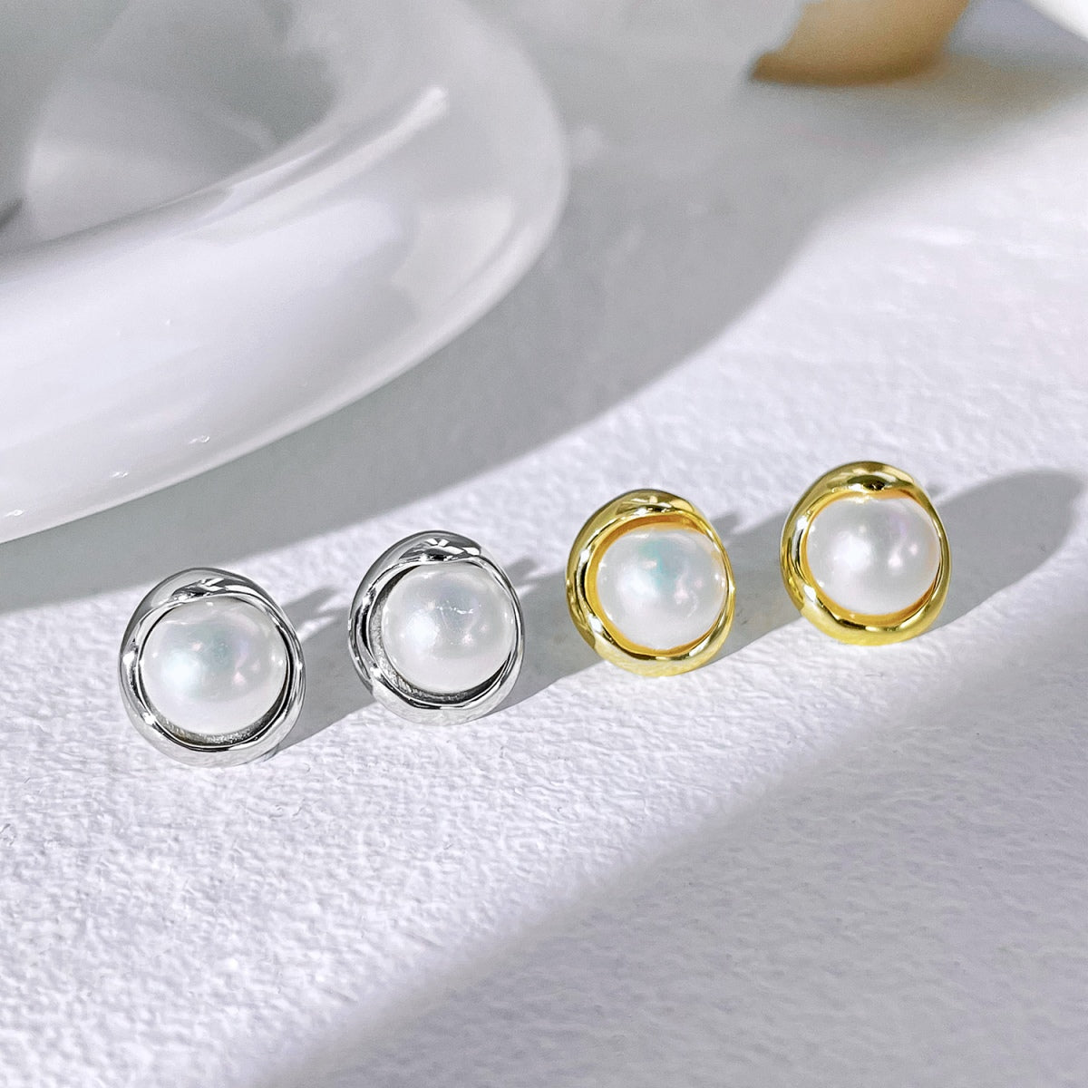 [Elowen Jewels ]Dainty Bread Pearl Earrings