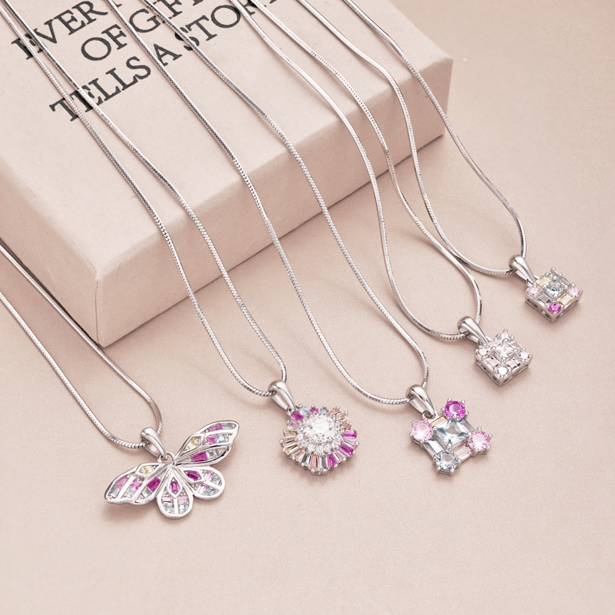 [Elowen Jewels]Charming Flower Colorful Necklace