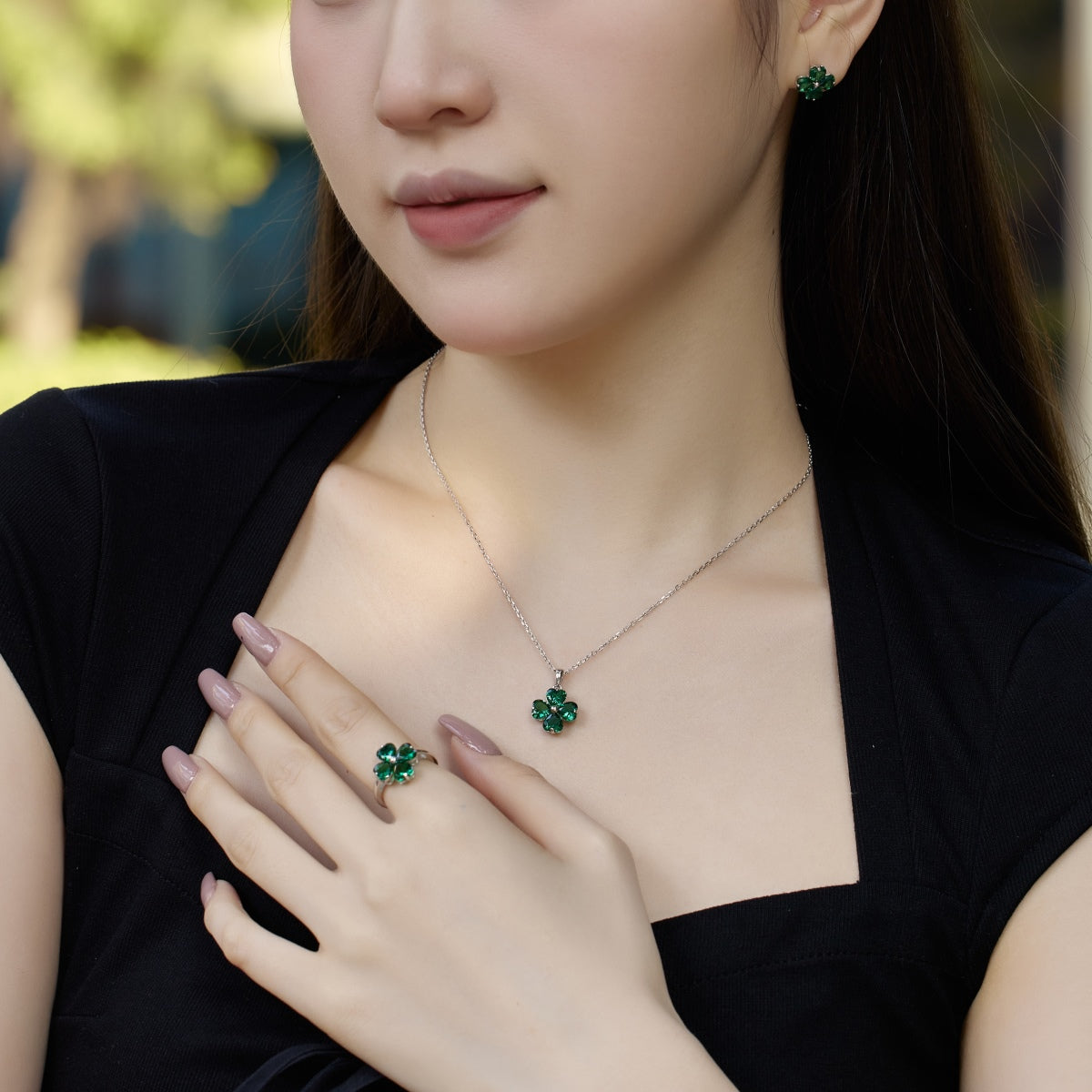 [Elowen Jewels]Heart-Shaped Four-Leaf Clover Bead Necklace
