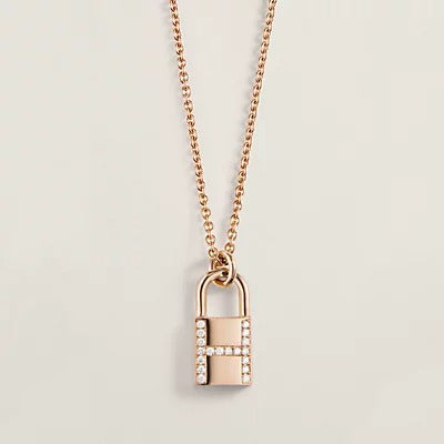 [Elowen jewels ]HM ADVANCED NICHE LOCK HEAD NECKLACE DIAMONDS