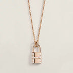 [Elowen jewels ]HM ADVANCED NICHE LOCK HEAD NECKLACE DIAMONDS