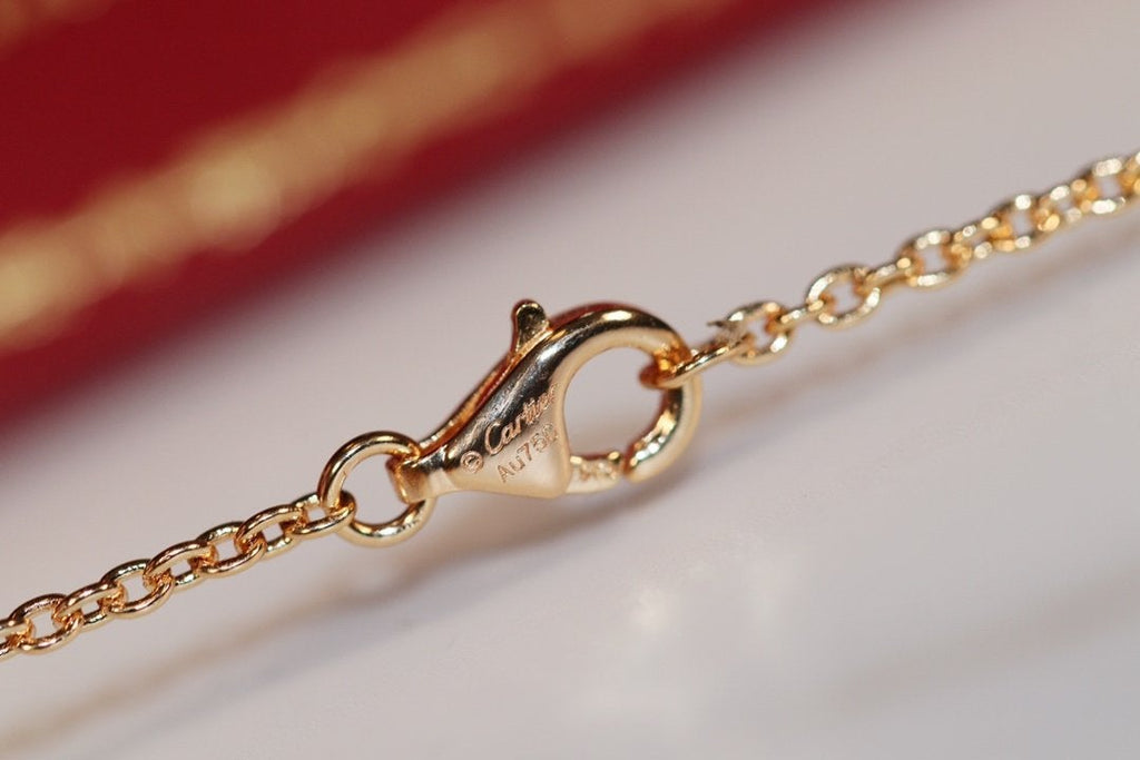 {
  "Elowen jewels": "Elowen jewels",
  "LOVE NECKLACE PINK GOLD AND SILVER": "LOVEネックレス ピンクゴールド＆シルバー"
}
