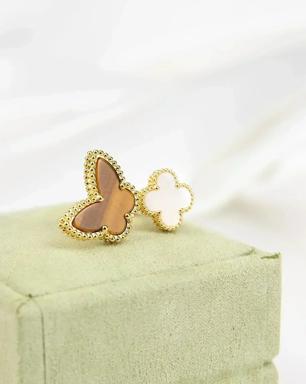 [Elowen jewels ]LUCKY BETWEEN THE FINGER RING