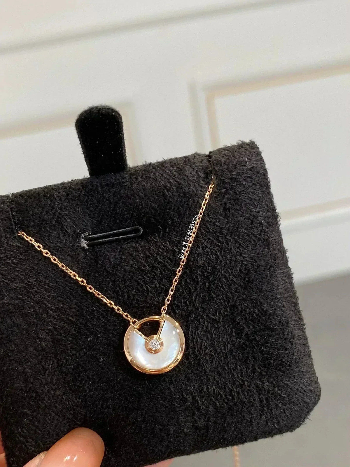 [Elowen jewels ]AMULETTE ROSEGOLD PERLMUTT-HALSKETTE