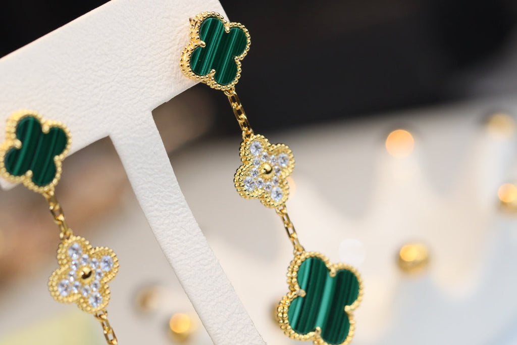 [Elowen Jewels] KLEEBLATT-OHRRINGE GOLD MALACHIT DIAMANT 3 MOTIVE