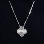 [Elowen jewels ]CLOVER 15MM DIAMANT-LASER-HALSKETTE SILBER