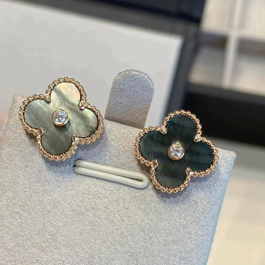 [Elowen jewels ]CLOVER MEDIUM 1 MOTIFS GRAY MOP  DIAMOND EARRINGS