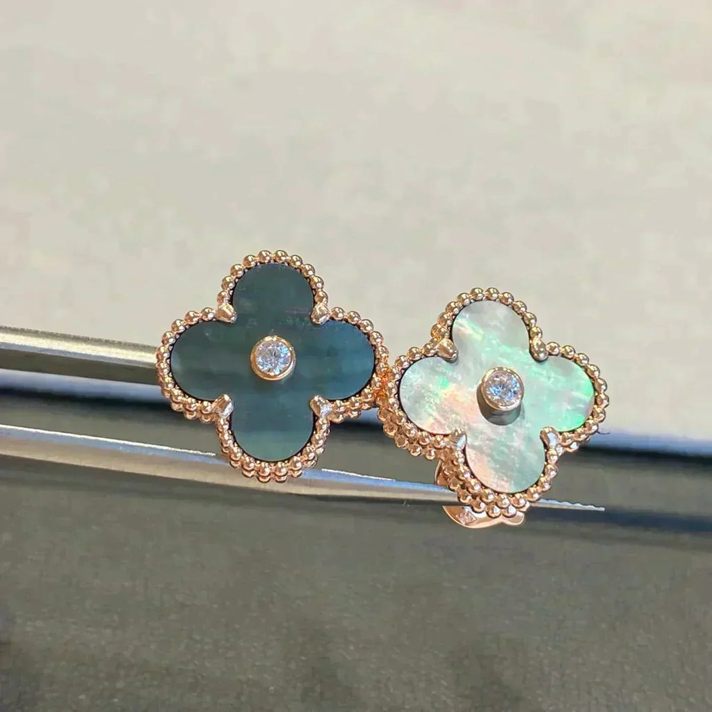 [Elowen jewels ]CLOVER MEDIUM 1 MOTIFS GRAY MOP  DIAMOND EARRINGS
