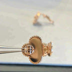 [Elowen jewels ]CLOVER MEDIUM 1 MOTIFS GRAY MOP  DIAMOND EARRINGS