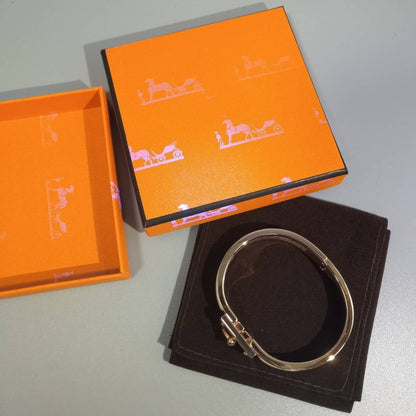 [Elowen Jewels]H YELLOW BRACELET