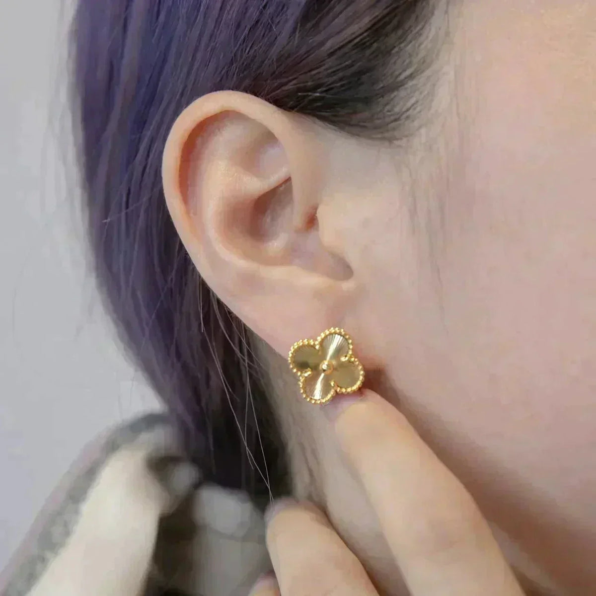[Elowen jewels ]CLOVER MEDIUM 1 MOTIV LASER-OHRRINGE