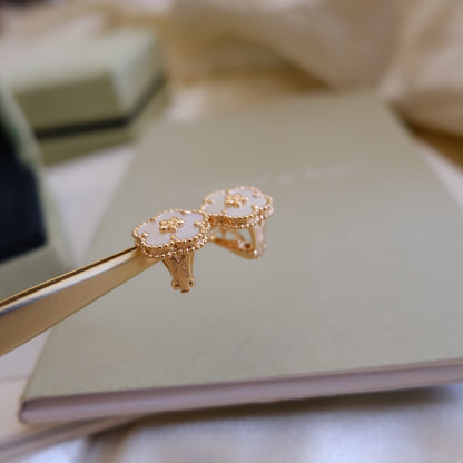 [Elowen Jewels]LUCKY PINK GOLD WHITE MOP EARRINGS