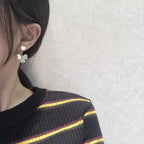 [Elowen jewels ]CLOVER SWEET WHITE MOP EARRINGS