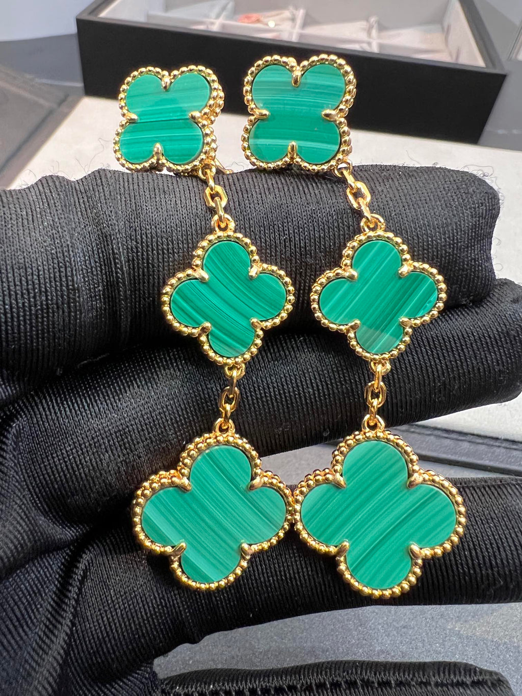 [Elowen jewels ]KLEEBLATT MALACHIT 3 MOTIVE GOLD