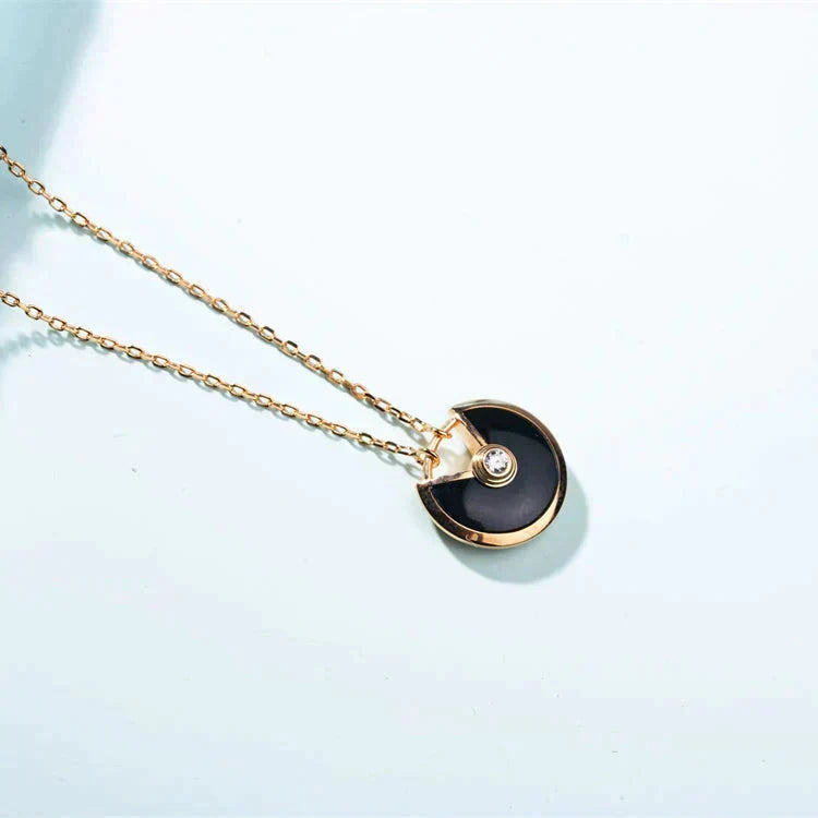 [Elowen jewels ]AMULETTE GOLD KARNEOL ONYX HALSKETTE