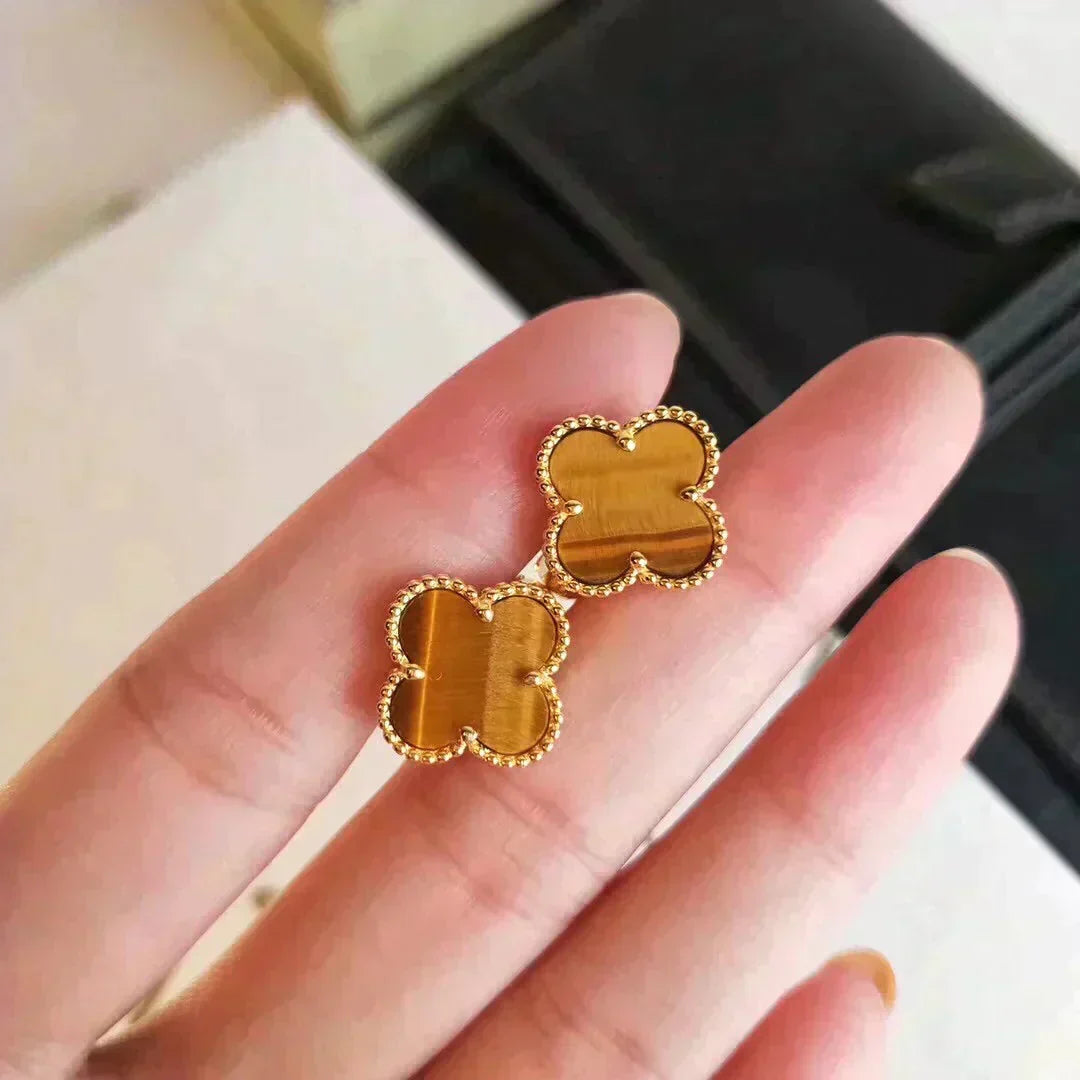 [Elowen jewels ]CLOVER MEDIUM 1 MOTIFS TIGER EYE EARRINGS
