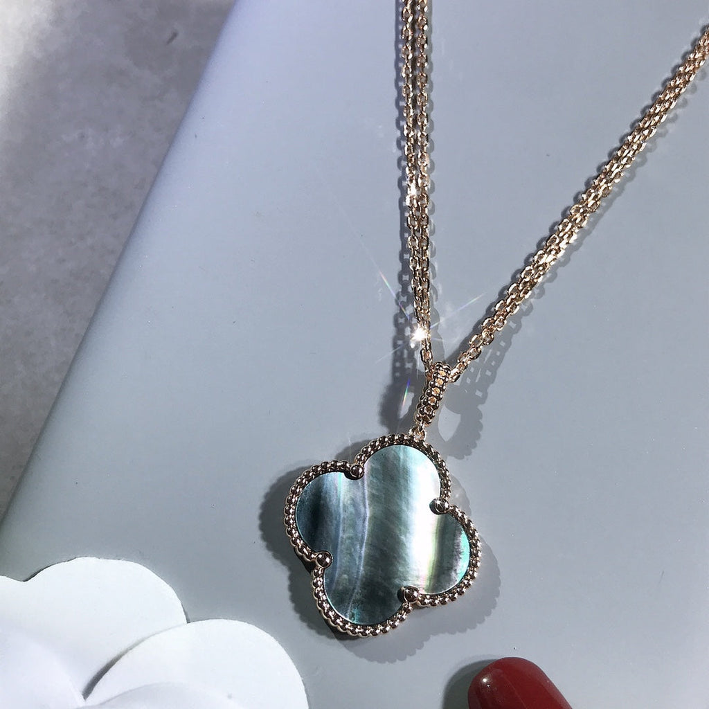 [Elowen jewels ]CLOVER 25MM GOLD DARK MOP BIG CLOVER NECKLACE
