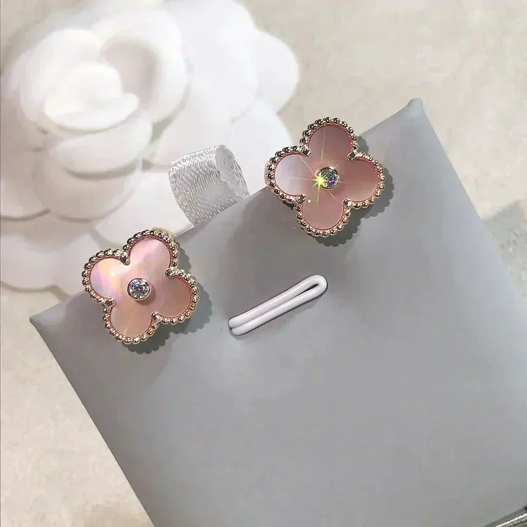 [Elowen jewels] クローバー ミディアム 1モチーフ ピンクMOP ダイヤモンド イヤリング