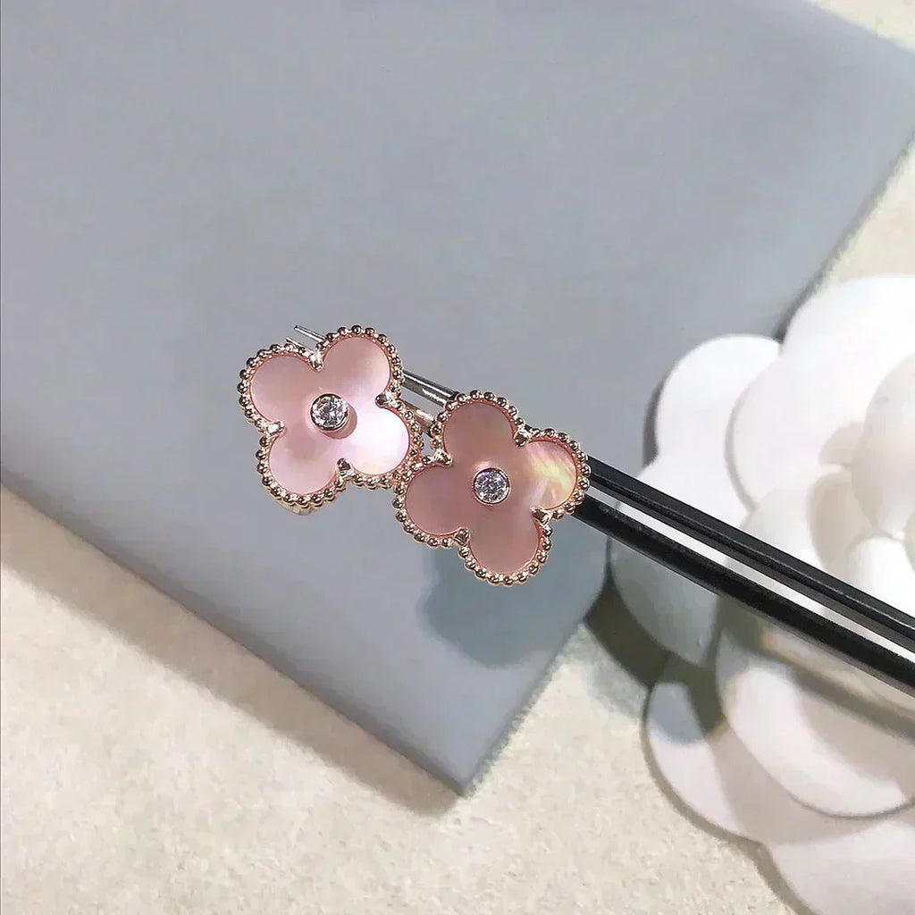 [Elowen jewels] クローバー ミディアム 1モチーフ ピンクMOP ダイヤモンド イヤリング