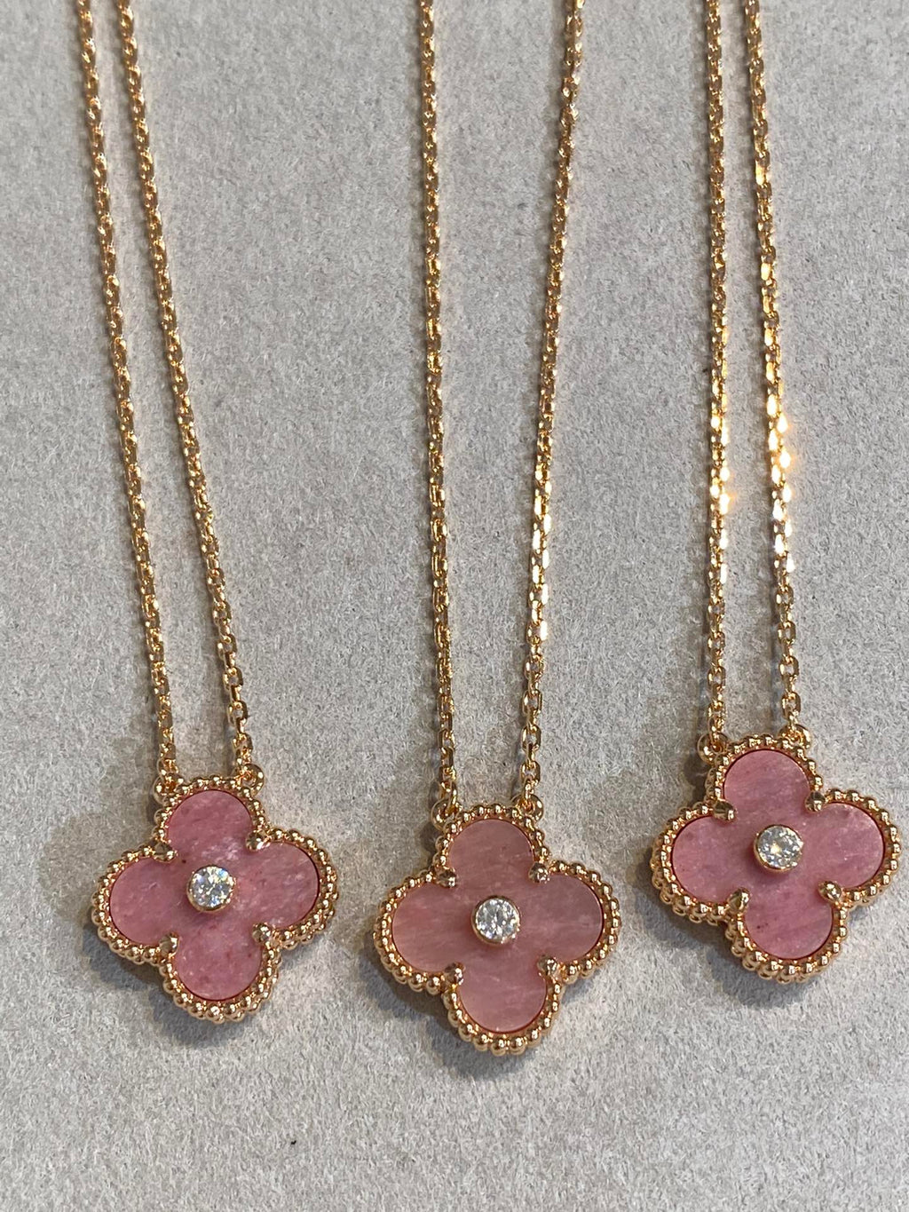 [Elowen jewels ]CLOVER 15MM DIAMOND RHODONIT-HALSKETTE
