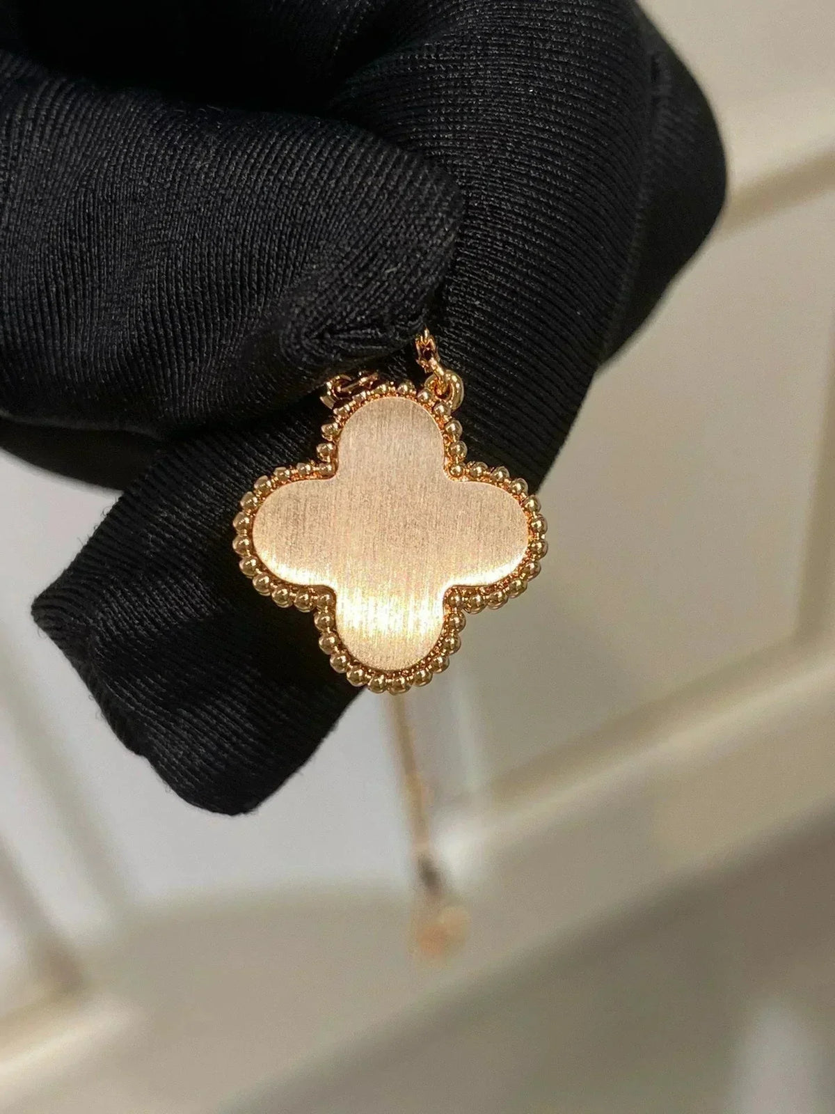 [Elowen jewels ]CLOVER 15MM DIAMOND RHODONIT-HALSKETTE