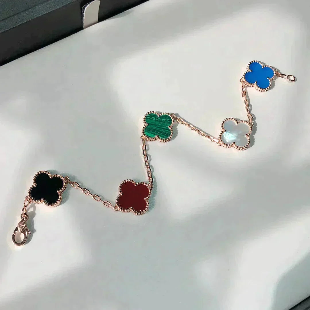 [Elowen jewels ]CLOVER 5-MOTIV-ARMBAND MULTICOLOR
