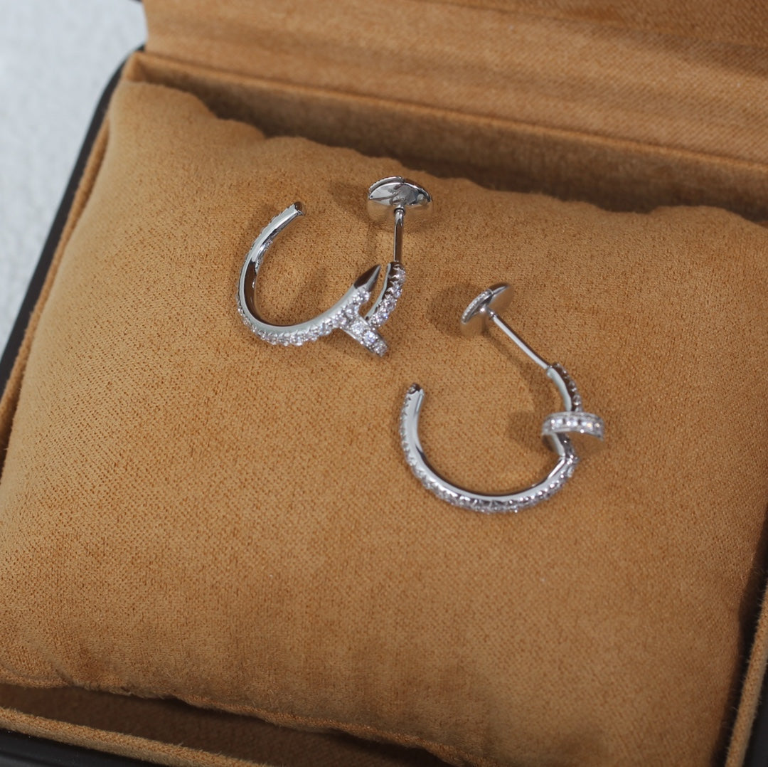 {
  "Elowen jewels": "Elowen jewels",
  "JUSTE EARRINGS 12.75MM SILVER DIAMOND": "JUSTE イヤリング 12.75MM シルバー ダイヤモンド"
}