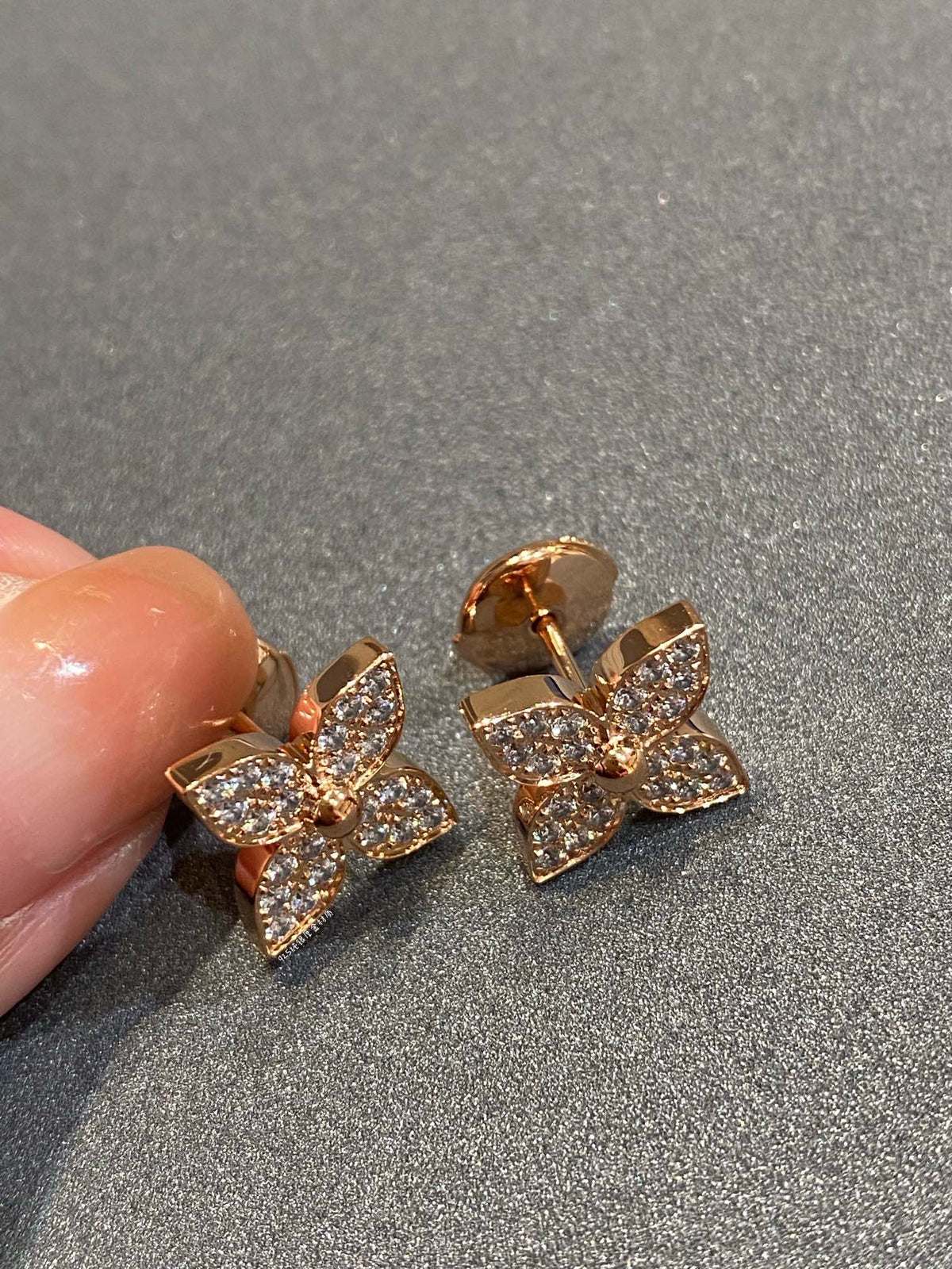 [Elowen jewels ]STAR DIAMOND EARRINGS