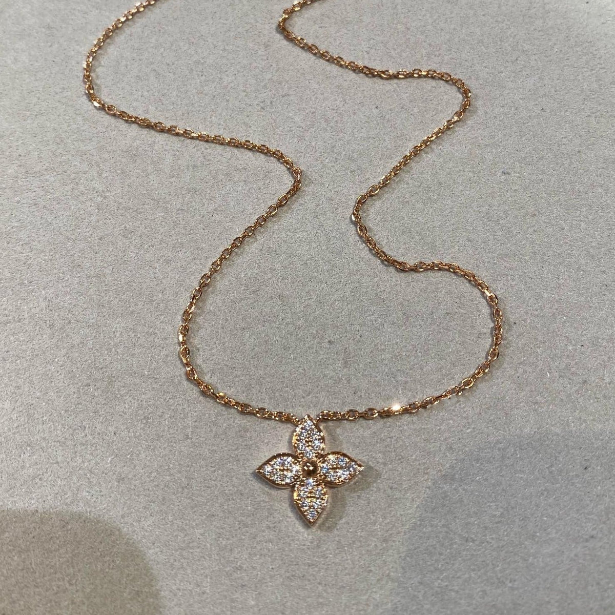 [Elowen jewels ]STAR DIAMOND NECKALCE