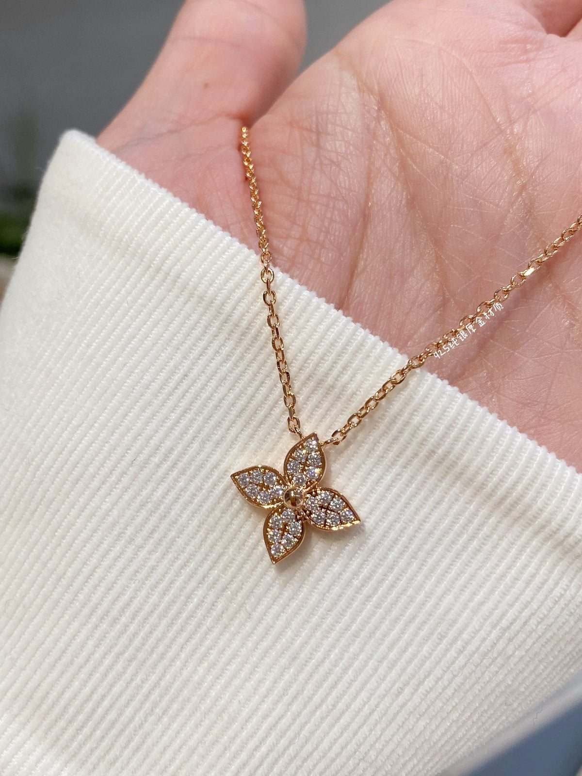 [Elowen jewels ]STAR DIAMOND NECKALCE