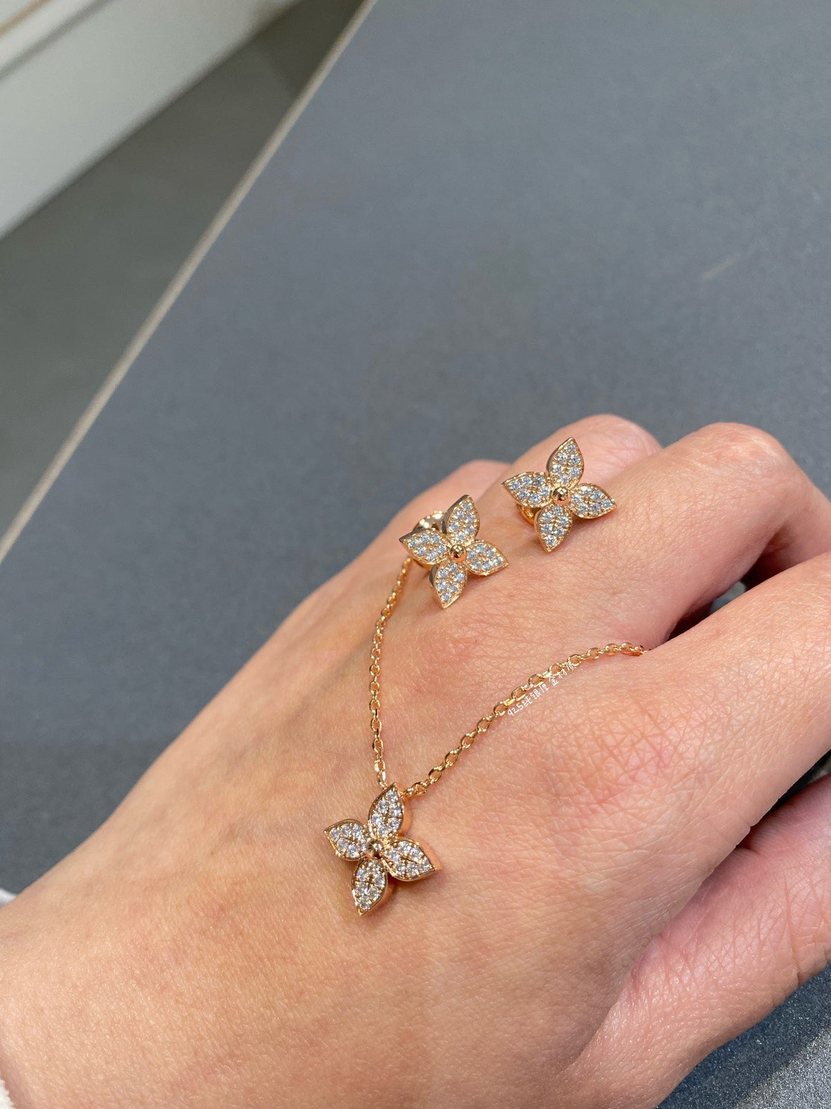 [Elowen jewels ]STAR DIAMOND NECKALCE