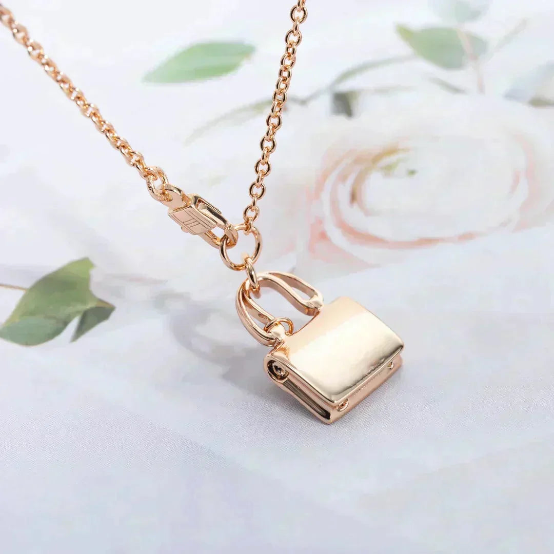 [Elowen jewels ]AMULETTE PEDANT ROSE GOLD NECKLACE