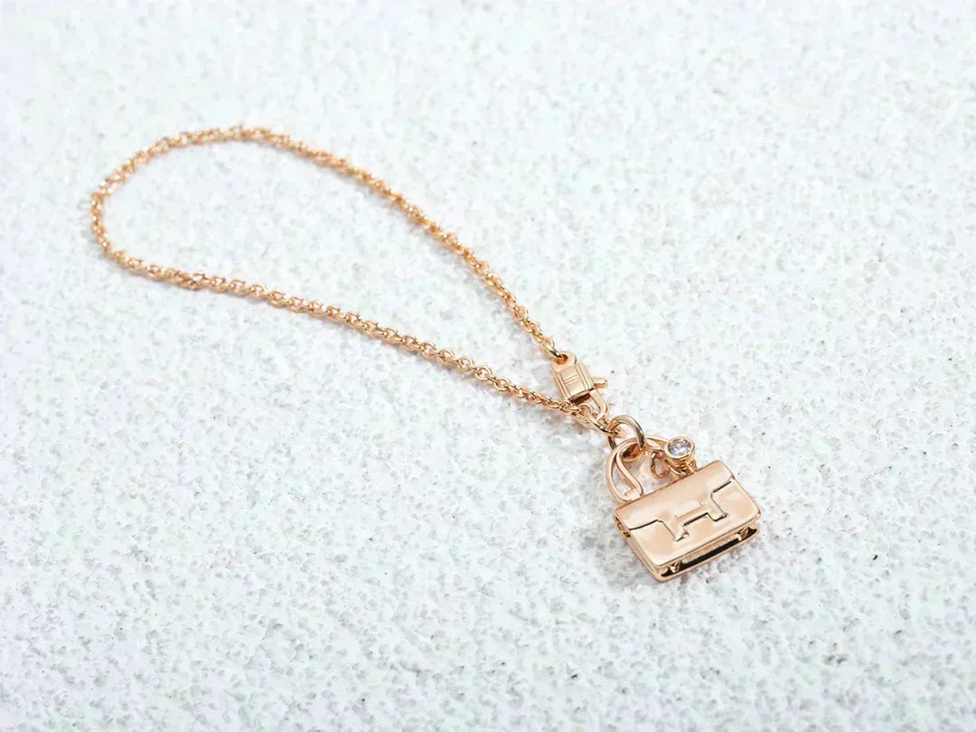 [Elowen jewels ]AMULETTE PEDANT ROSE GOLD NECKLACE