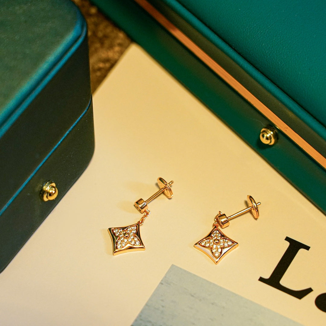 [Elowen jewels ]STAR DIAMONDS EARRINGS GOLD