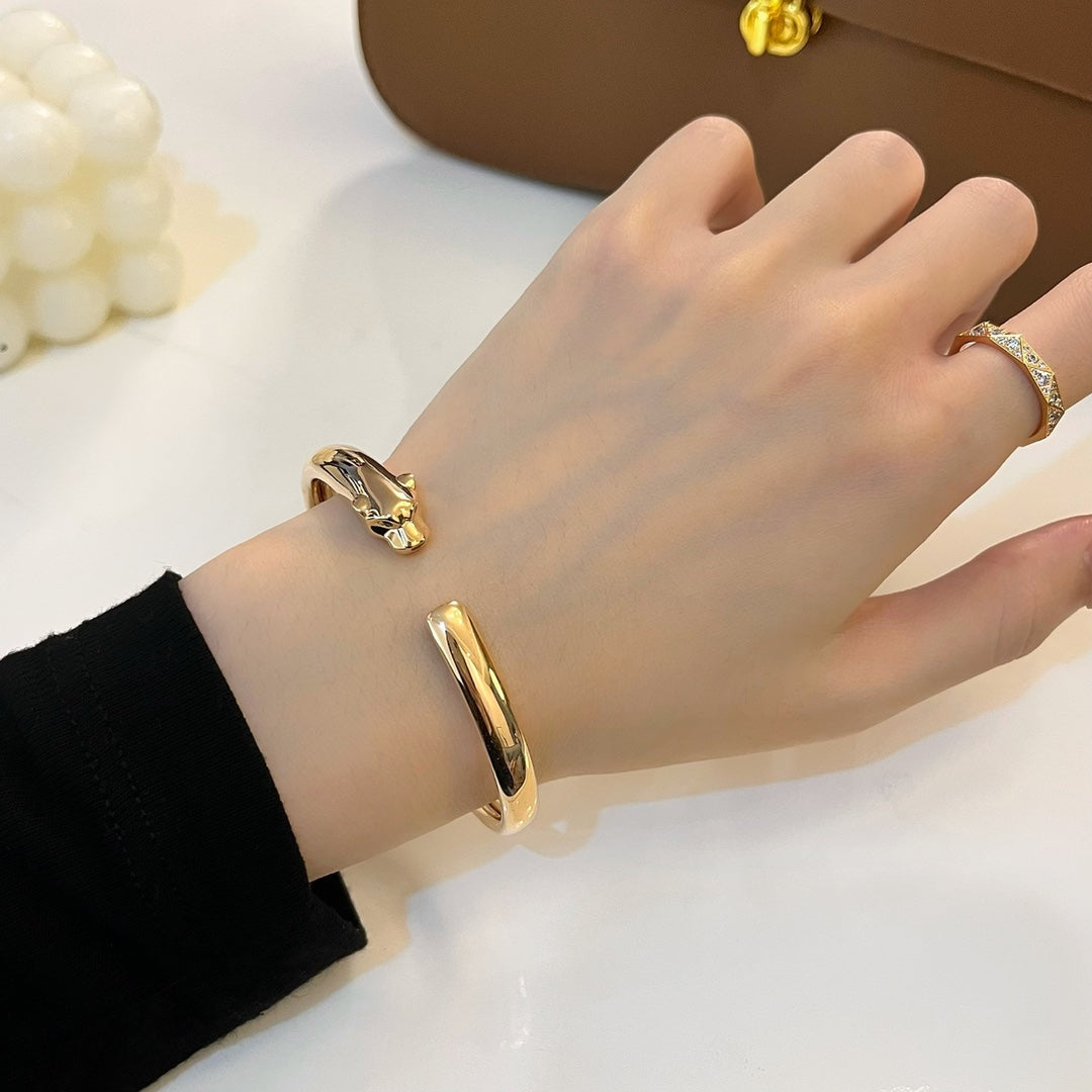 [Elowen jewels ]PANTHERE GOLDENES OFFENES ARMBAND