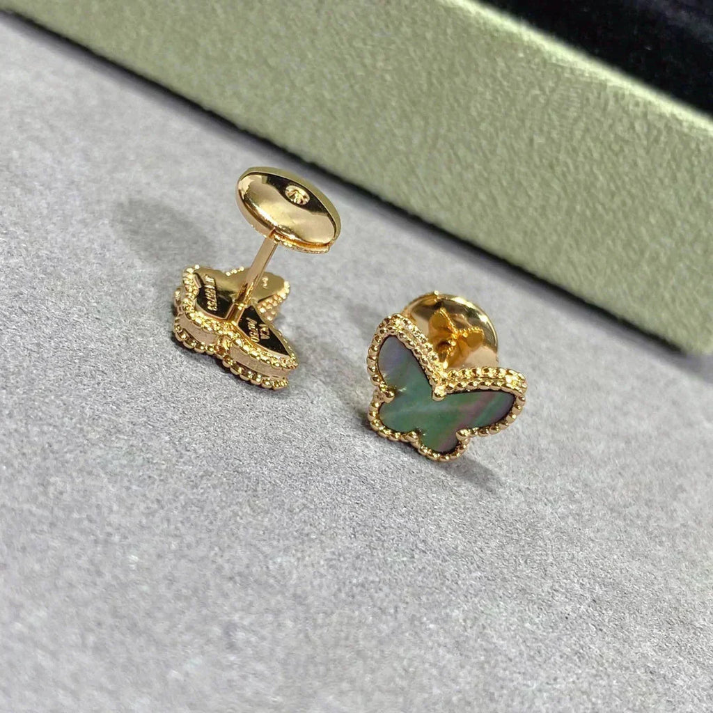 {
"Elowen jewels": "Elowen jewels",
"BUTTERFLY DARK MOP  EARRINGS": "BUTTERFLY DUNKLE PERLMUTT-OHRRINGE"
}