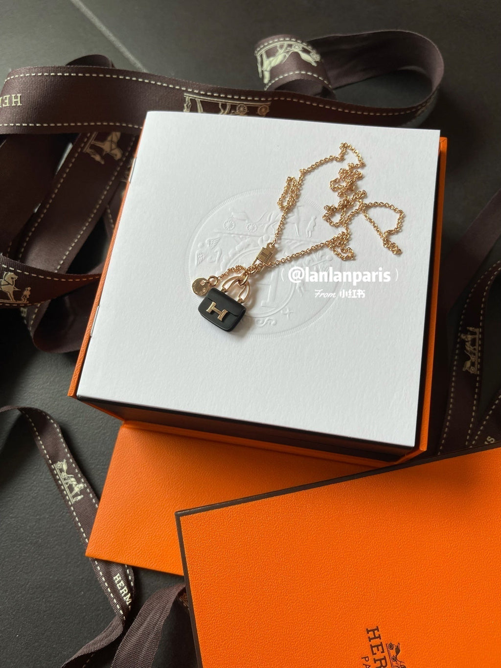 [Elowen jewels ]CONSTANCE SCHWARZER ANHÄNGER ROSÉGOLD-HALSKETTE