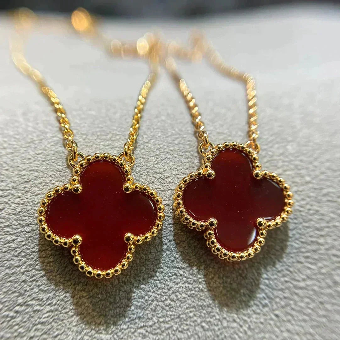 [Elowen jewels ]CLOVER 15MM KARNELIAN EINZELBLUMEN-HALSKETTE
