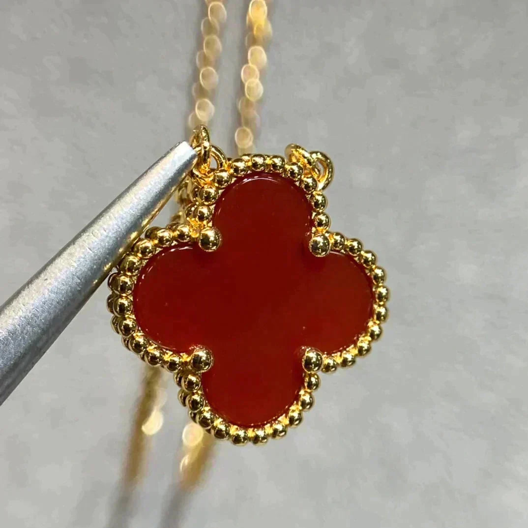 [Elowen jewels ]CLOVER 15MM KARNELIAN EINZELBLUMEN-HALSKETTE