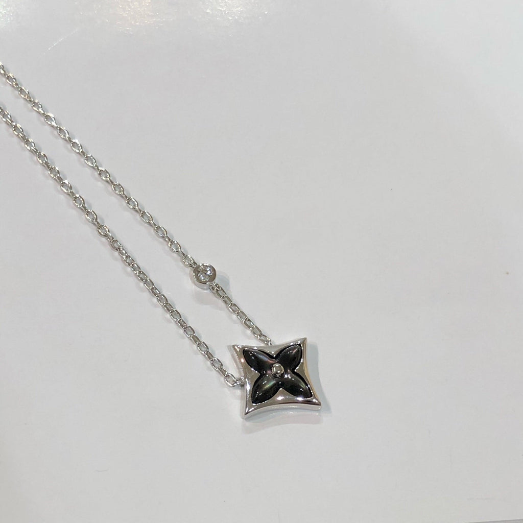 [Elowen jewels ]STAR BLACK MOP NECKLACE