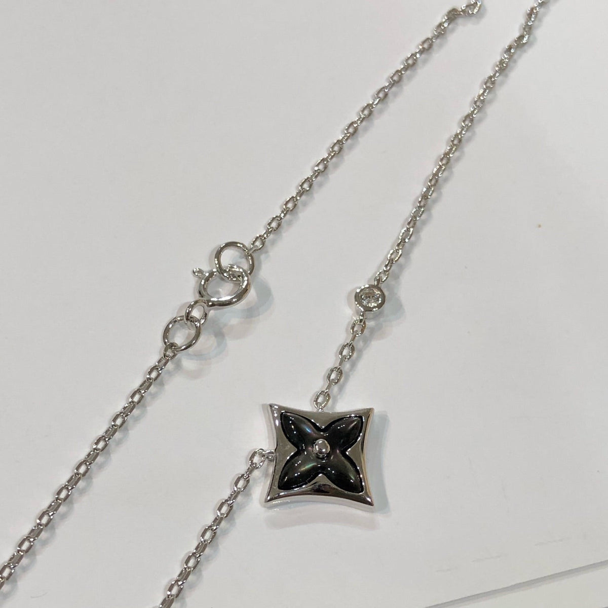 [Elowen jewels ]STAR BLACK MOP NECKLACE