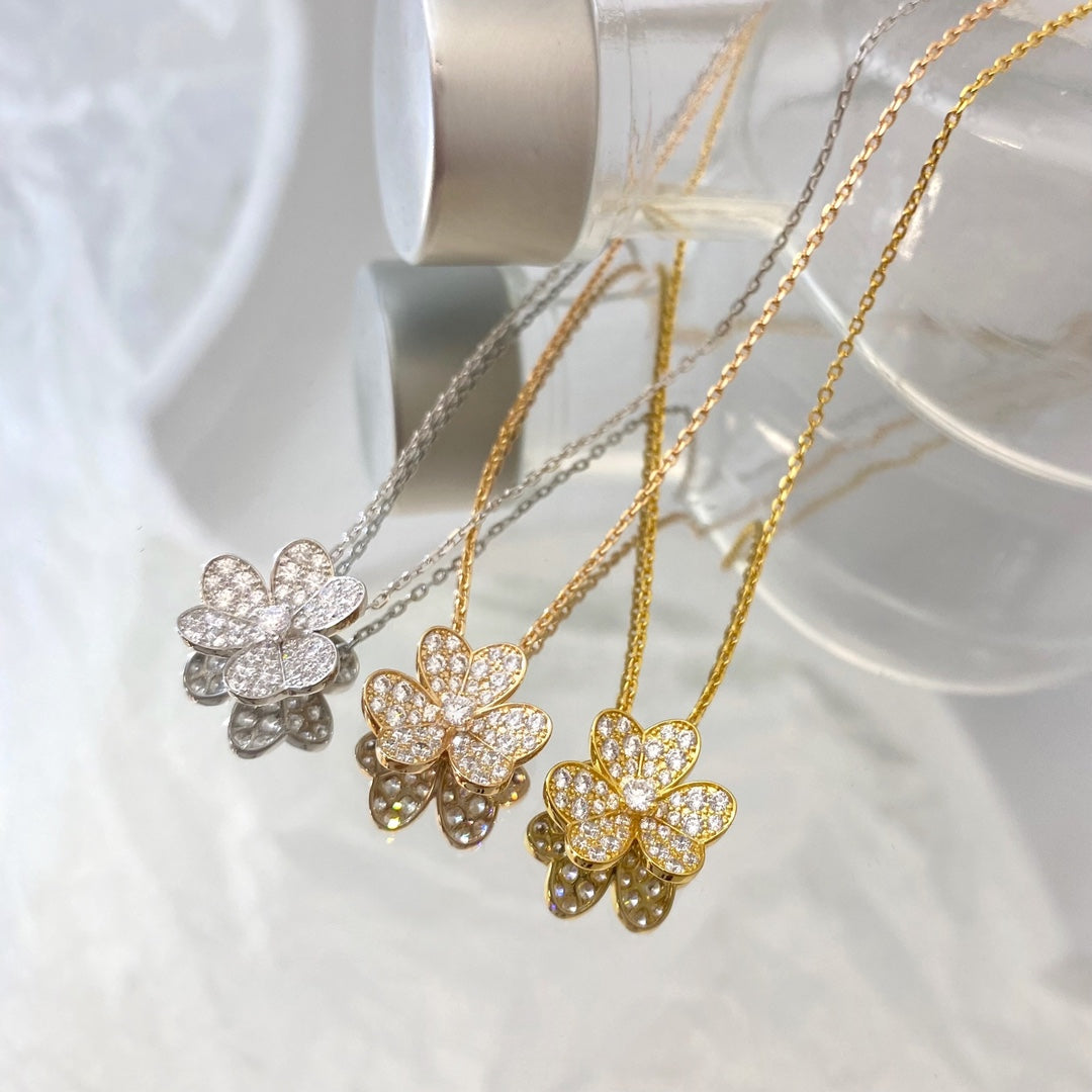 [Elowen jewels ]FLOWER DIAMOND NECKLACE